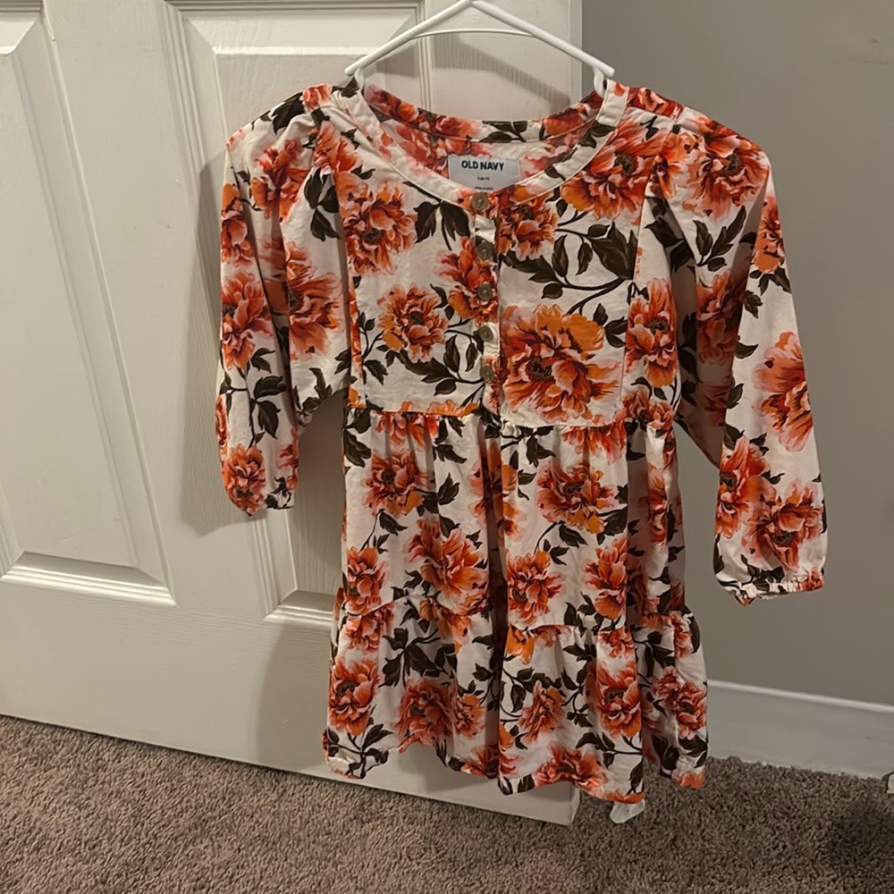 Girls floral long sleeved dress